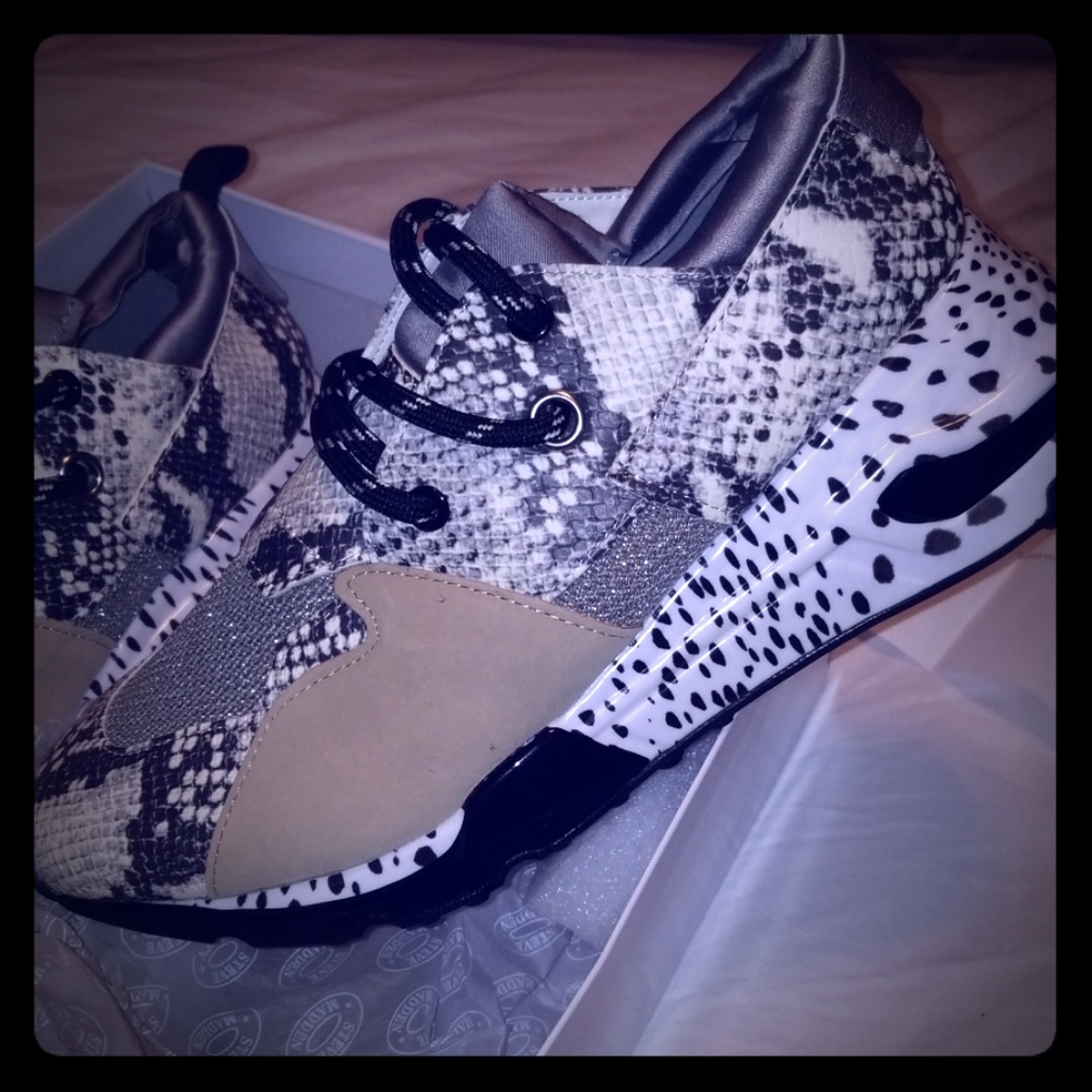 Steve Madden Brand New